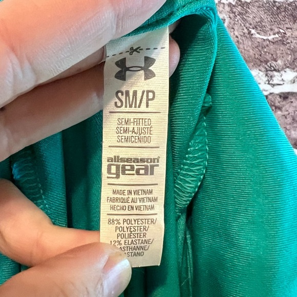 womens zip-up - Picture 9 of 9